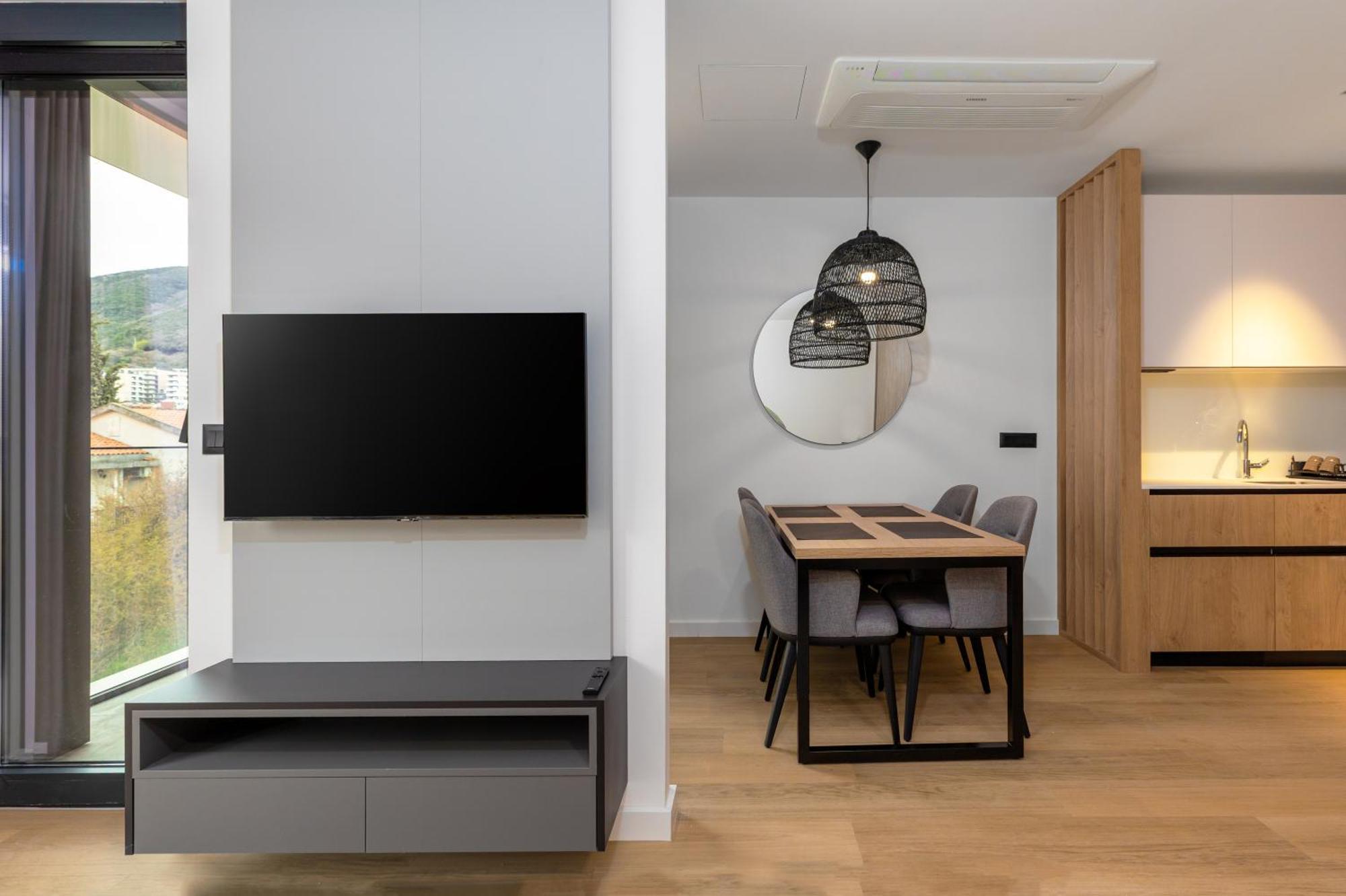 Onia Collection With A Pool Appartamento *