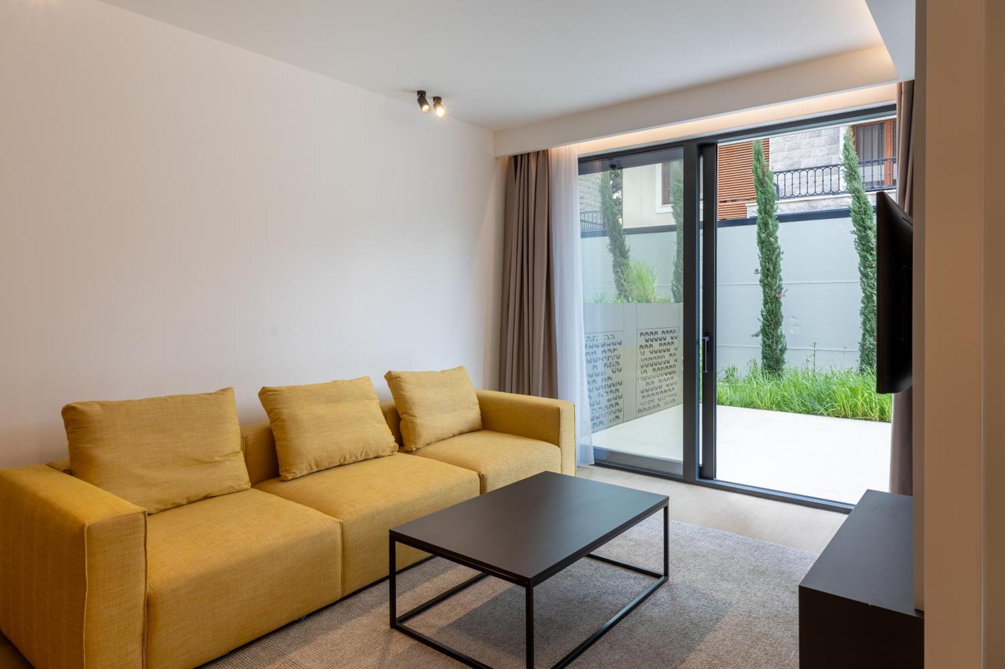Appartamento Onia Collection With A Pool