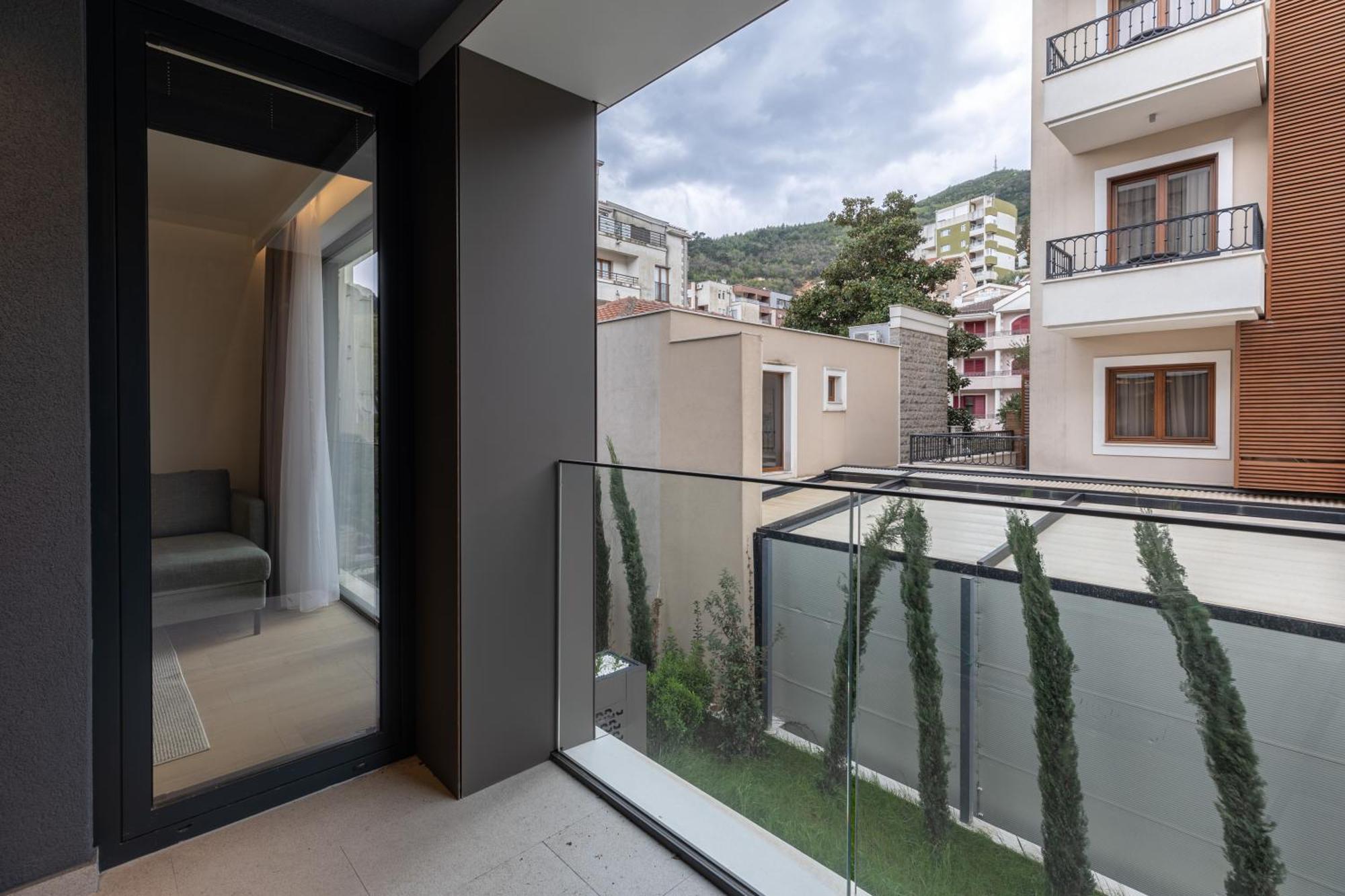 Appartamento Onia Collection With A Pool